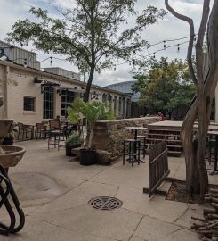 Robinia Courtyard